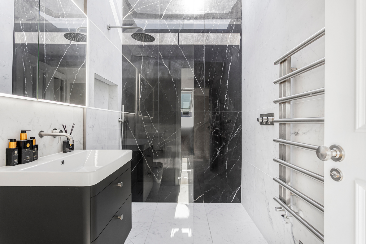Modern Marble Bathroom in Richmond