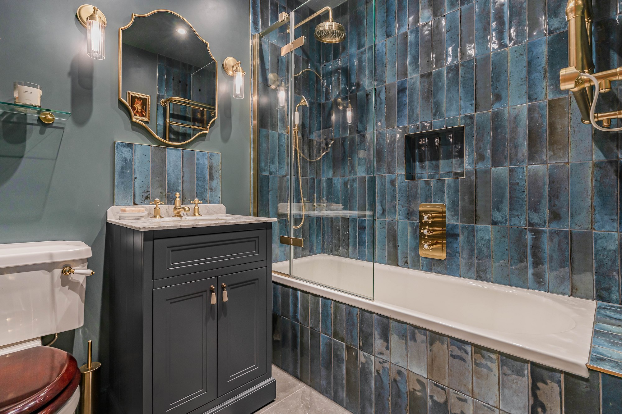 Relaxing Ensuite in Tooting Bec