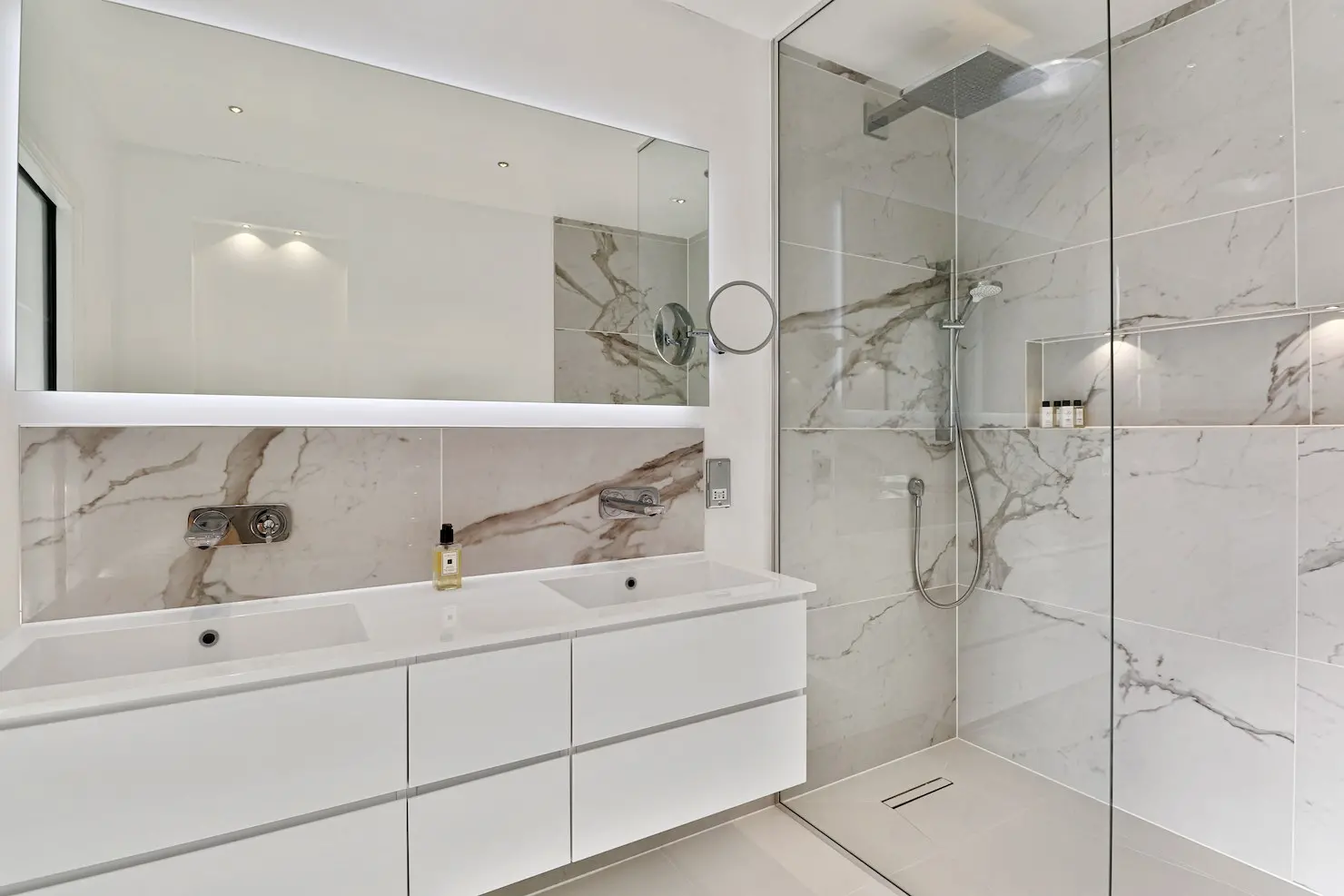Timeless Bathroom Suites in Banstead