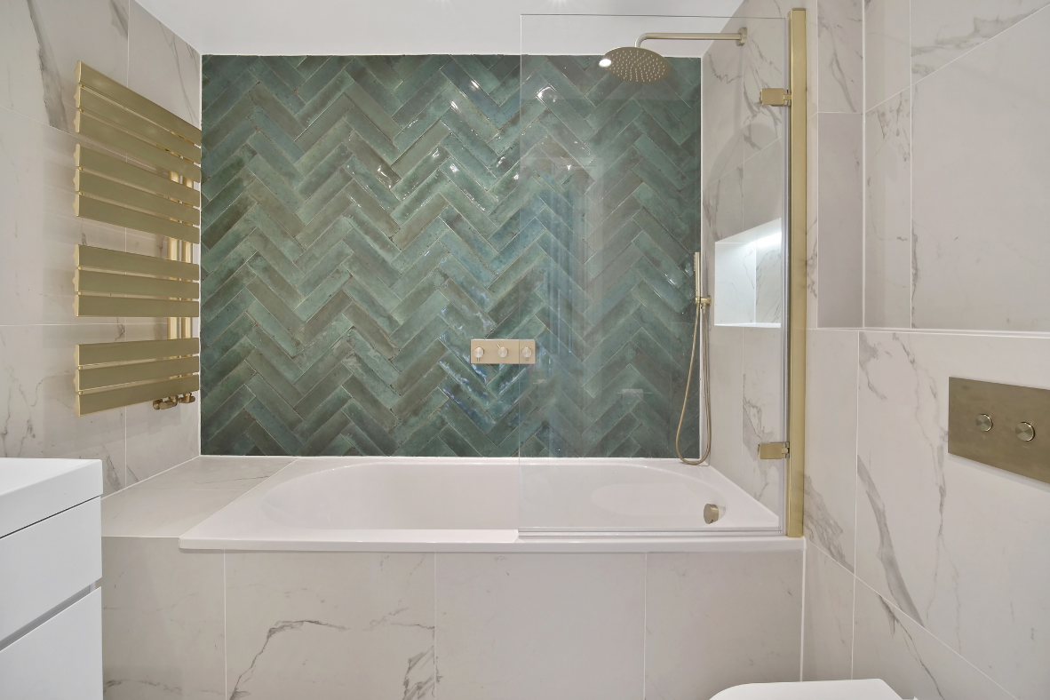 Elegant & Stylish Family Bathroom in Surbiton